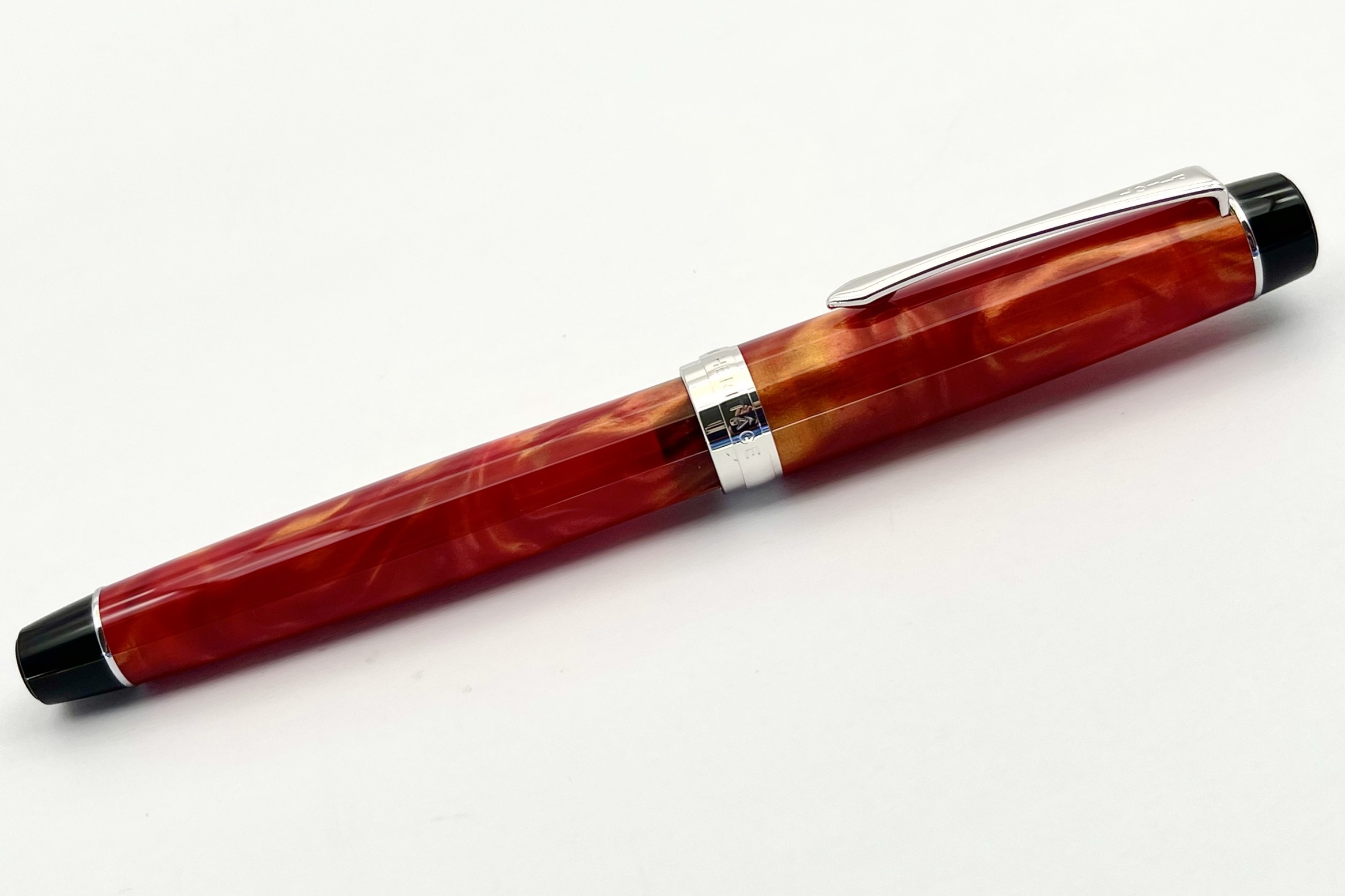 PilotCustomHeritageSpecialEditionMarbleOrangeFountainPen_G